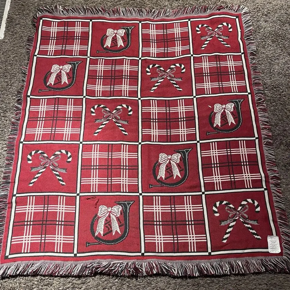 Vintage 1995 American Weavers Christmas Medley Tapestry Throw Blanket